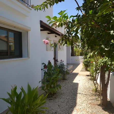 Narcissos Thekla Villa
